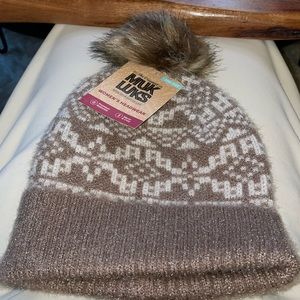 NWT, MUK LUKS Women's Beanie
